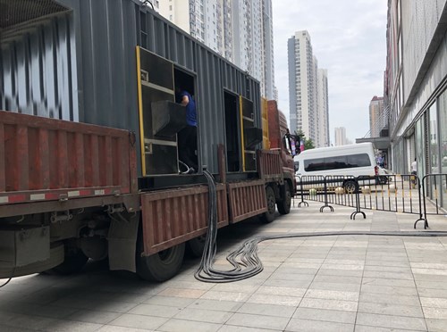 阆中低温环境下，柴油发电机组电池充满电的具体时间受哪些因素影响？